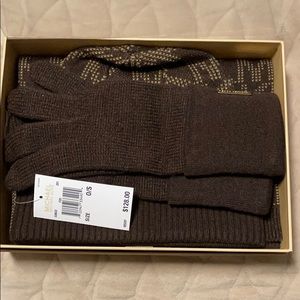 Michael Kors set- scarf, hat, gloves